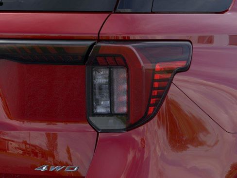 New 2026 Ford Explorer Platinum w/ LUX Leather Package AWD/4WD image 21