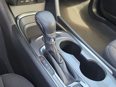 Used 2023 Chevrolet Malibu LT FWD image 27