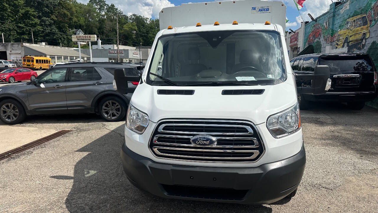 Used 2017 Ford Transit 350 138 DRW w/ Interior Upgrade Package RWD image 2