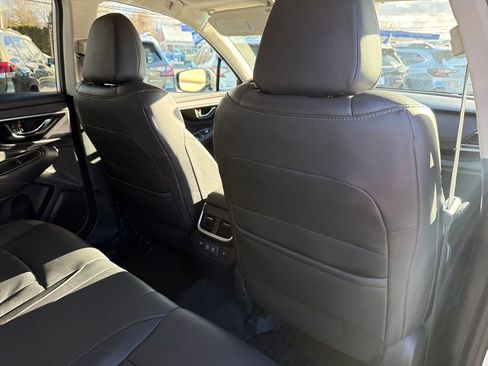 Used 2020 Subaru Outback Limited image 39