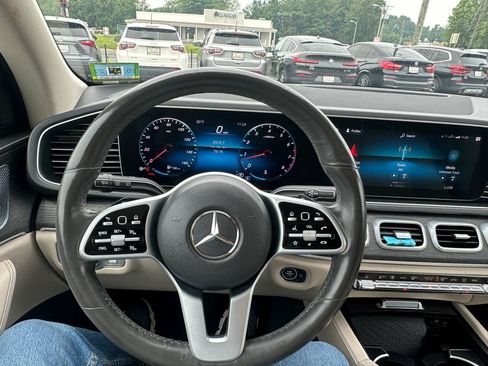 Used 2020 Mercedes-Benz GLE 350 4MATIC image 12