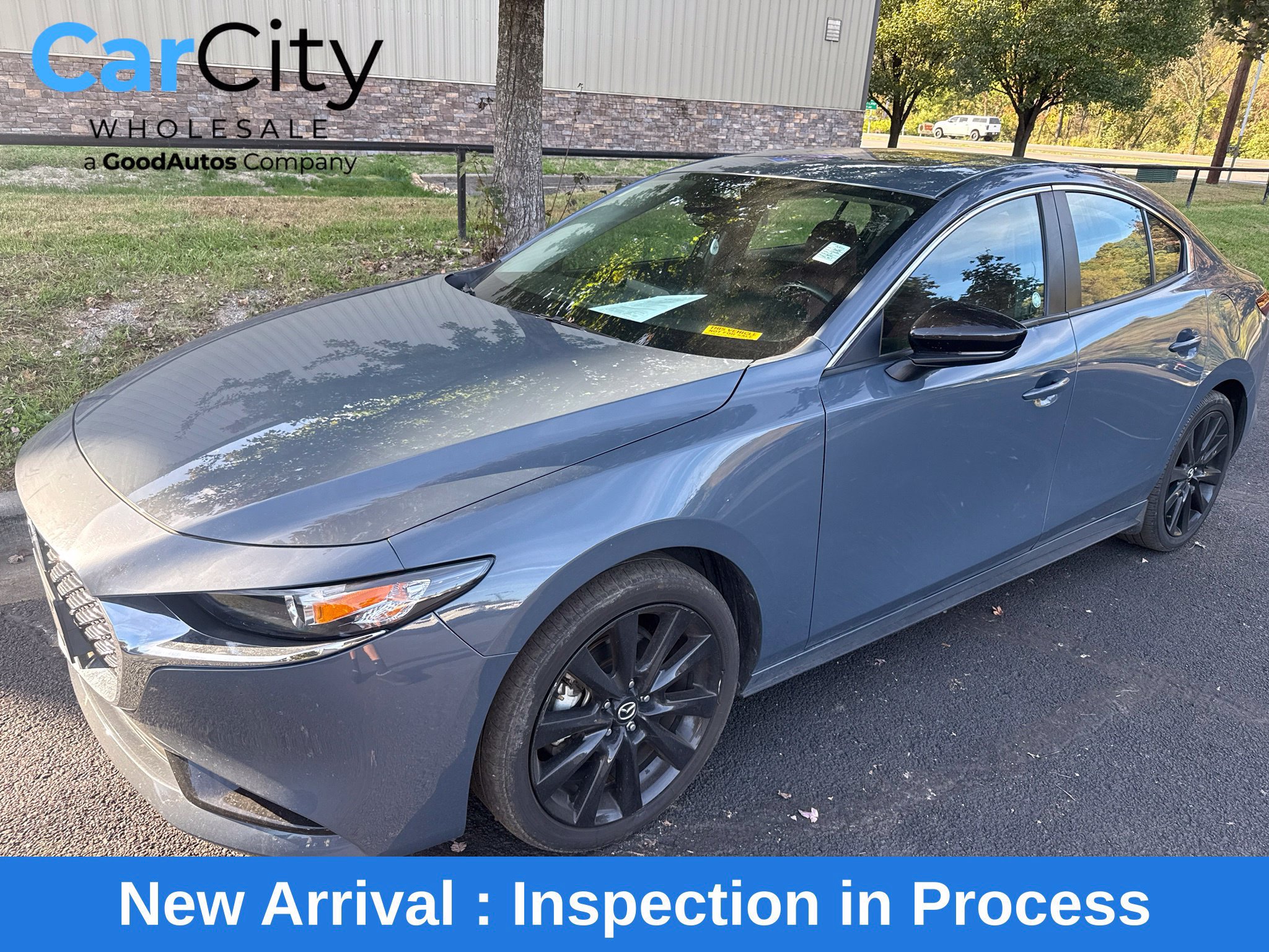Used 2025 MAZDA MAZDA3 s AWD/4WD image 1