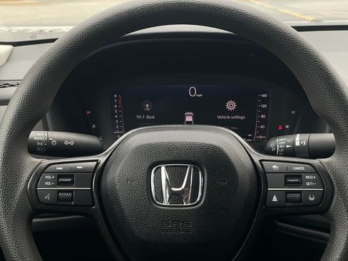 Certified 2025 Honda Accord LX image 12