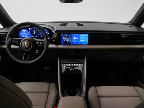 Used 2025 Porsche Macan Electric image 28