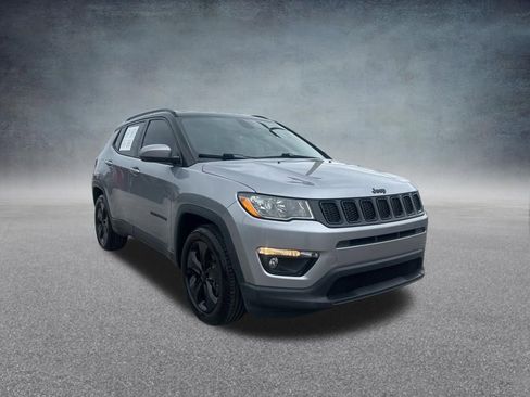 Certified 2019 Jeep Compass Altitude image 2