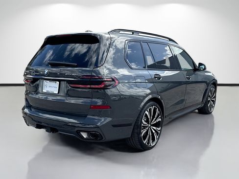 New 2026 BMW X7 xDrive40i w/ Executive Package image 3