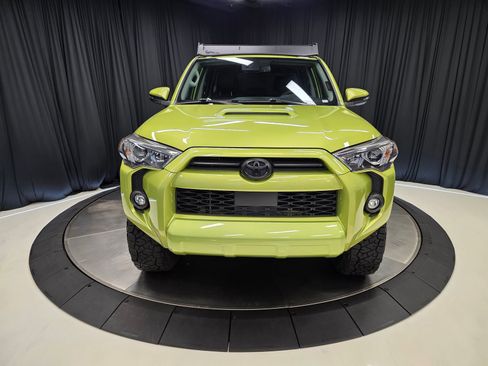 Used 2023 Toyota 4Runner TRD Off-Road Premium w/ Moonroof Package AWD/4WD image 6