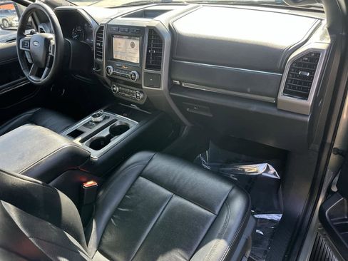 Used 2019 Ford Expedition XLT w/ Equipment Group 202A image 12
