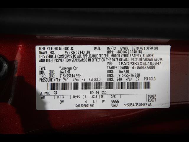 Used 2014 Ford Focus SE w/ SE Winter Package FWD image 20