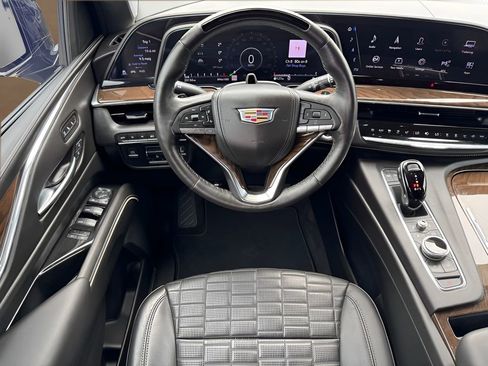 Certified 2024 Cadillac Escalade Sport Platinum AWD/4WD image 28