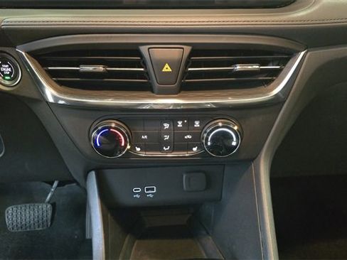 Used 2024 Buick Encore GX Preferred w/ Comfort Package image 23