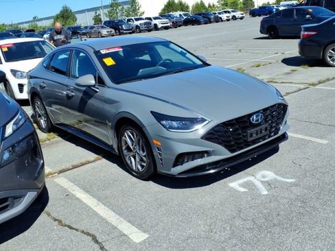 Used 2021 Hyundai Sonata SEL FWD image 2