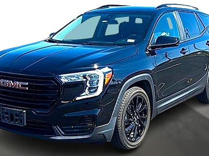 Used 2024 GMC Terrain SLE w/ Driver Convenience Package