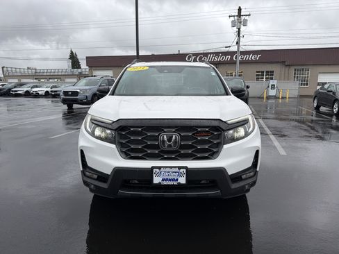 Used 2023 Honda Passport TrailSport image 7