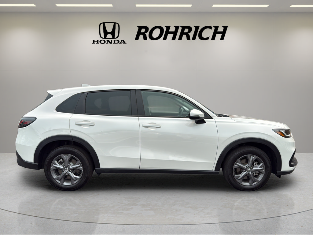 Used 2026 Honda HR-V LX image 5