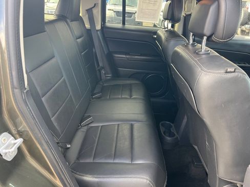 Used 2016 Jeep Patriot 4WD image 26