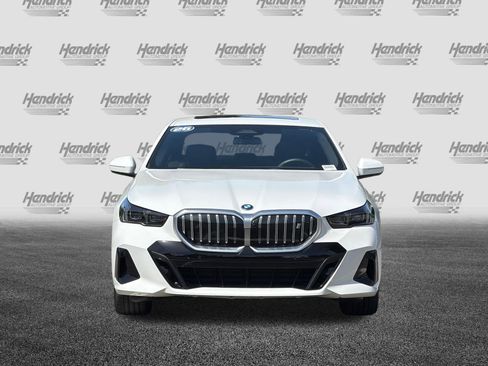 Used 2026 BMW i5 eDrive40 w/ M Sport Package AWD/4WD image 10