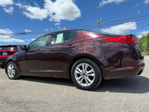 Used 2011 Kia Optima EX w/ Premium Pkg FWD image 6
