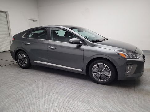 Used 2021 Hyundai Ioniq Limited image 11