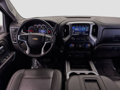 Used 2022 Chevrolet Silverado 3500 LTZ w/ LTZ Convenience Package image 7