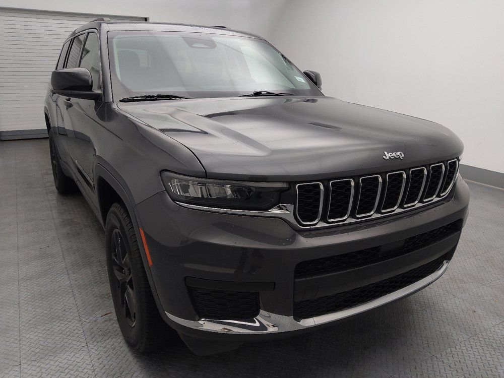 Used 2023 Jeep Grand Cherokee L Laredo RWD image 14