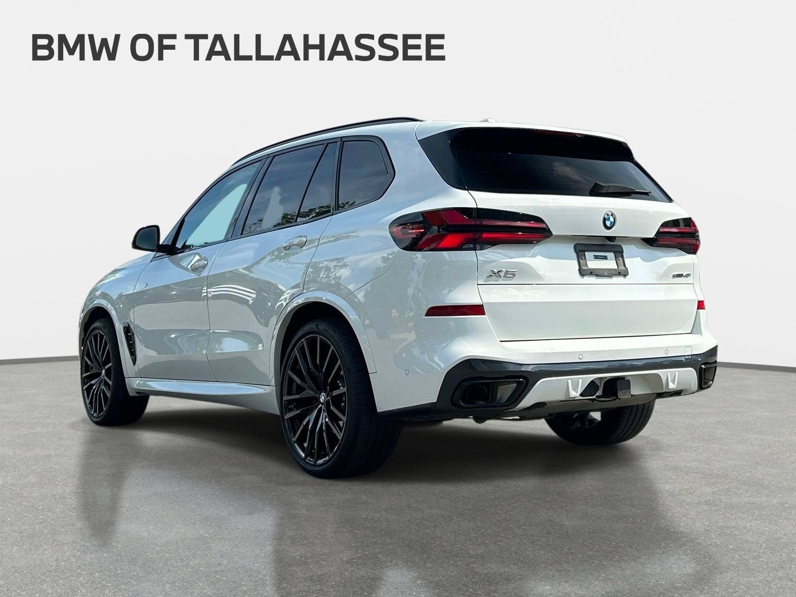 Used 2024 BMW X5 sDrive40i w/ M Sport Package RWD image 8