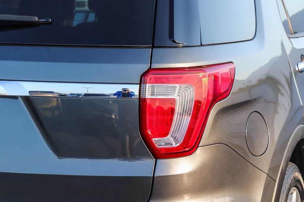 Used 2017 Ford Explorer Limited FWD image 10