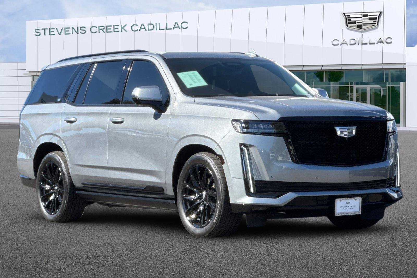 Certified 2023 Cadillac Escalade Sport Platinum w/ LPO, ONYX Package AWD/4WD image 1