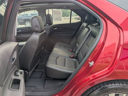 Used 2024 Chevrolet Equinox Premier FWD image 23