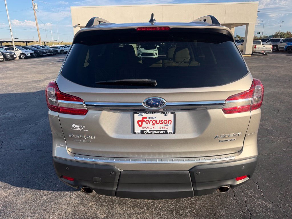 Used 2020 Subaru Ascent Limited w/ Technology Package AWD/4WD image 16