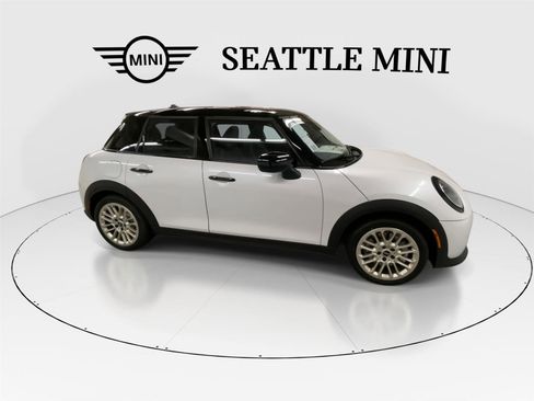 New 2026 MINI Cooper S image 13