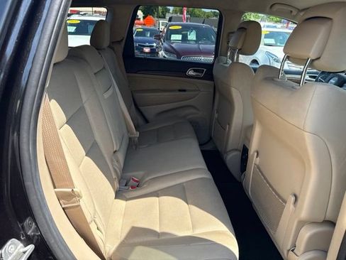 Used 2014 Jeep Grand Cherokee Laredo w/ Quick Order Package 23E AWD/4WD image 19