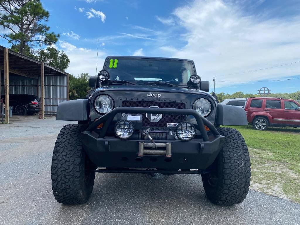 Used 2011 Jeep Wrangler Unlimited Sport w/ Connectivity Group AWD/4WD image 4