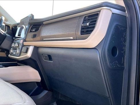 Used 2024 Ford Expedition Max Limited image 20