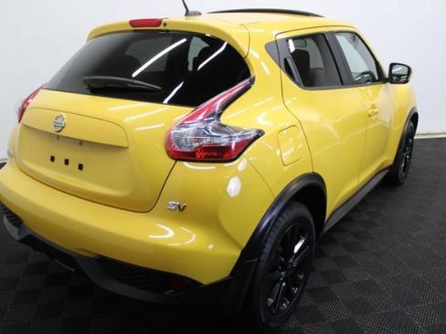 Used 2016 Nissan Juke SV w/ Cold Weather Package FWD image 6
