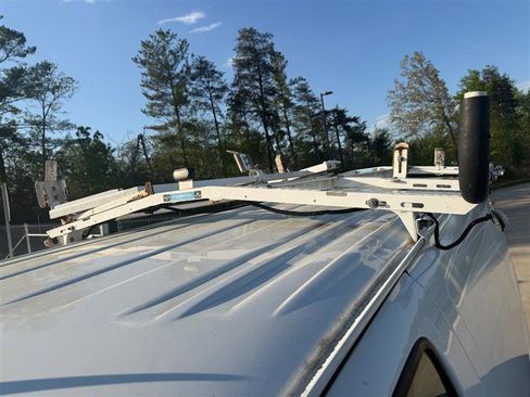 Used 2015 Chevrolet Express 2500 image 13