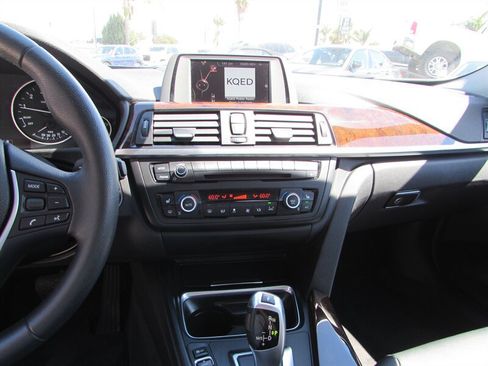 Used 2015 BMW 328i Sedan RWD image 16