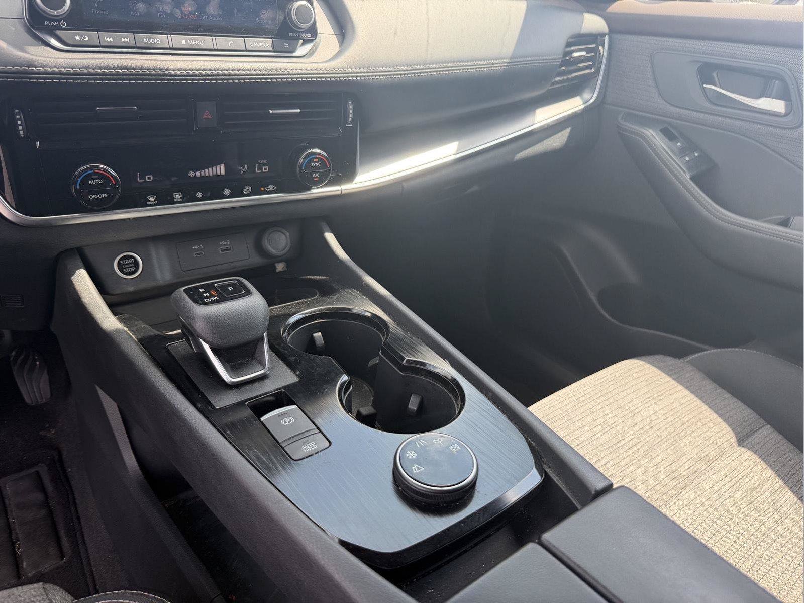 New 2023 Nissan Rogue SV AWD/4WD image 16