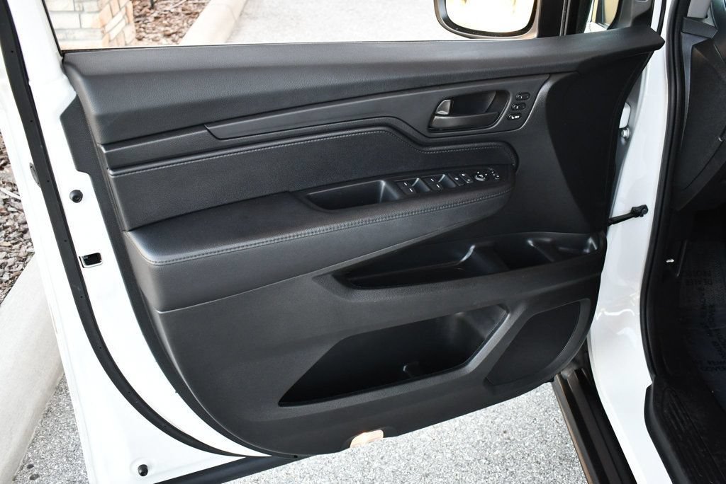 Used 2023 Honda Odyssey EX-L image 36