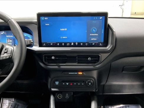 Used 2025 Ford Bronco Sport Badlands image 6