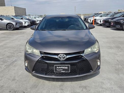Used 2016 Toyota Camry SE FWD image 2