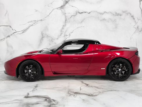 Used 2010 Tesla Roadster Sport RWD image 12