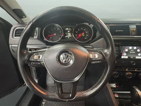 Used 2015 Volkswagen Jetta SEL FWD image 21