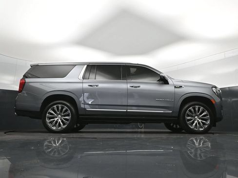 Used 2022 GMC Yukon XL Denali RWD image 43
