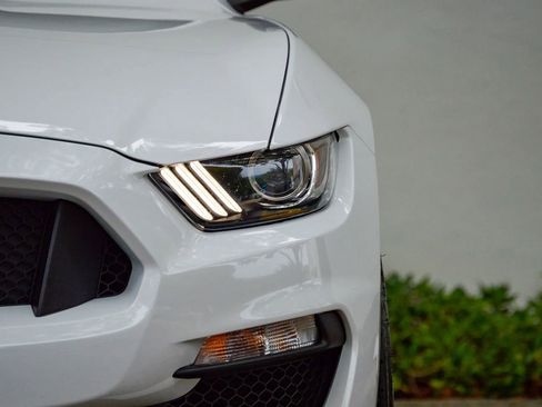 Used 2018 Ford Mustang Shelby GT350 w/ Convenience Package RWD image 27