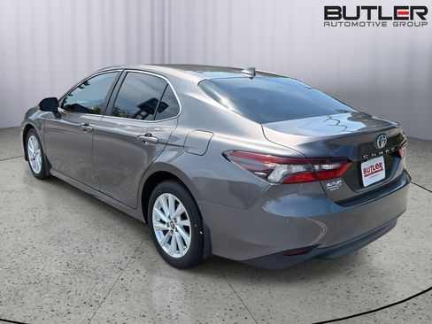 Used 2024 Toyota Camry LE FWD image 6