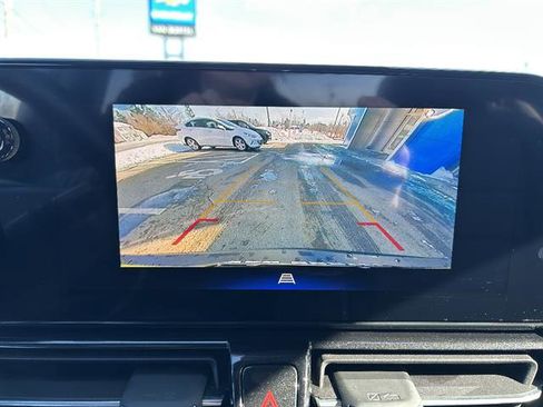 Used 2025 Chevrolet TrailBlazer RS w/ Driver Confidence Package image 41