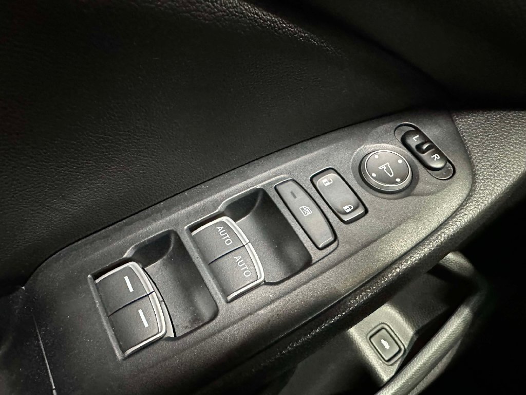 Used 2020 Honda Accord LX image 31