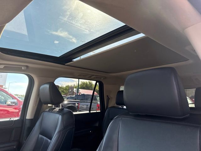 Used 2022 Ford Expedition XLT AWD/4WD image 22