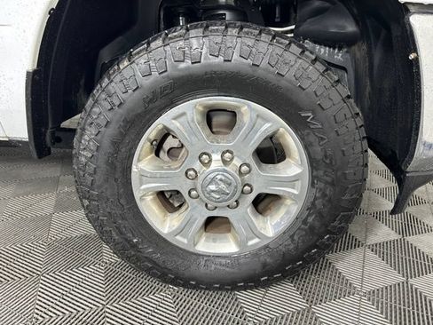 Used 2023 RAM 2500 Big Horn w/ Cold Weather Group AWD/4WD image 15